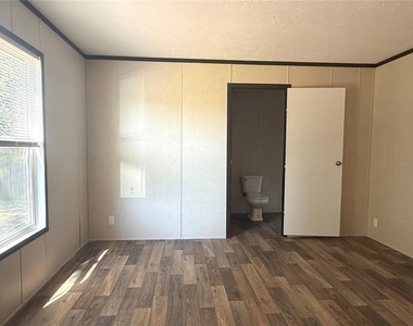 806 Swindell Avenue N - Photo Thumbnail 15