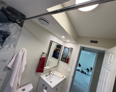 2530 Gary Circle - Photo Thumbnail 32