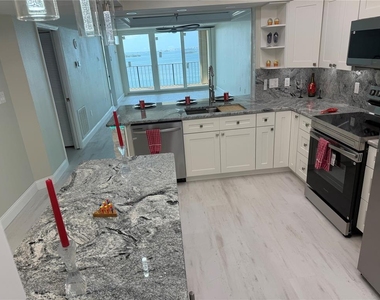 2530 Gary Circle - Photo Thumbnail 9