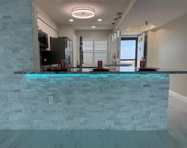 2530 Gary Circle - Photo Thumbnail 10