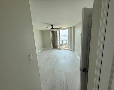 2530 Gary Circle - Photo Thumbnail 20