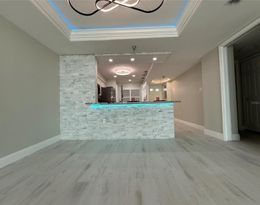 2530 Gary Circle - Photo Thumbnail 12