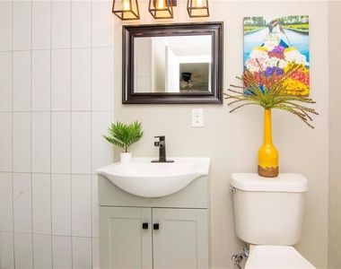 3708 W Tyson Avenue - Photo Thumbnail 18