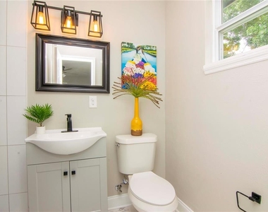 3708 W Tyson Avenue - Photo Thumbnail 17