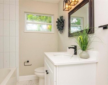 3708 W Tyson Avenue - Photo Thumbnail 23