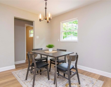 3708 W Tyson Avenue - Photo Thumbnail 10
