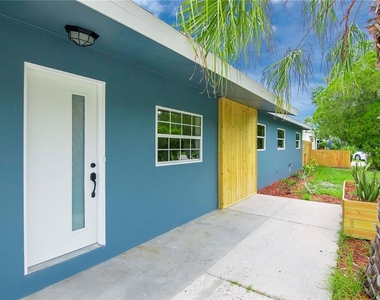 3708 W Tyson Avenue - Photo Thumbnail 2