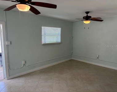 61 81st Avenue - Photo Thumbnail 5