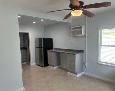 61 81st Avenue - Photo Thumbnail 9
