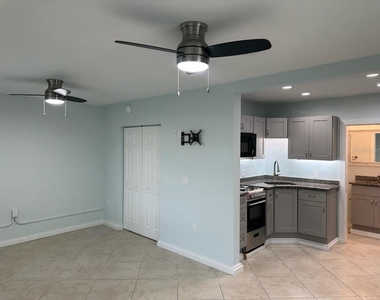 61 81st Avenue - Photo Thumbnail 3
