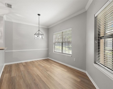 2200 Tuscany Trace - Photo Thumbnail 5