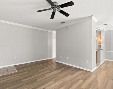 2200 Tuscany Trace - Photo Thumbnail 4