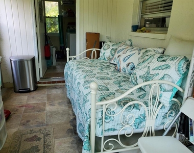 1907 Canterbury Lane - Photo Thumbnail 18