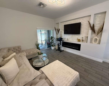 408 Finley Avenue - Photo Thumbnail 17