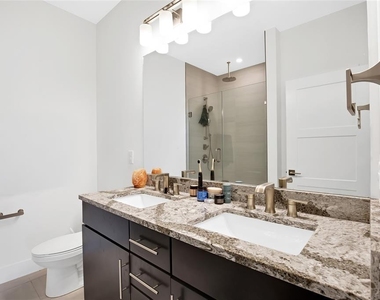 2506 W Cleveland Street - Photo Thumbnail 24