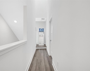 2506 W Cleveland Street - Photo Thumbnail 19