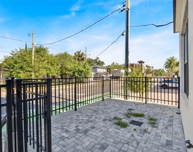 2506 W Cleveland Street - Photo Thumbnail 32