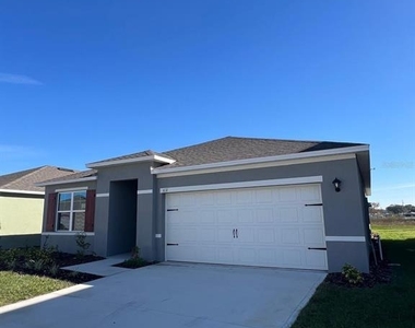 631 Park Place Boulevard - Photo Thumbnail 3