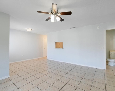 1040 S Buena Vista Drive - Photo Thumbnail 12