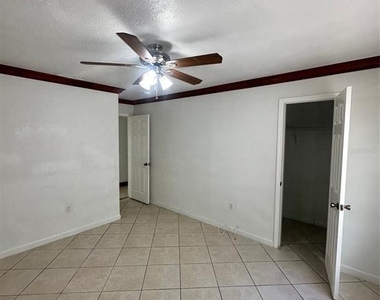 4407 S Semoran Boulevard - Photo Thumbnail 12