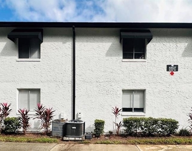 4407 S Semoran Boulevard - Photo Thumbnail 2