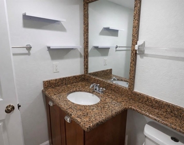 4407 S Semoran Boulevard - Photo Thumbnail 19