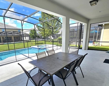 3810 Oakville Avenue - Photo Thumbnail 20