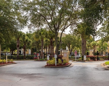 8913 Legacy Court - Photo Thumbnail 22
