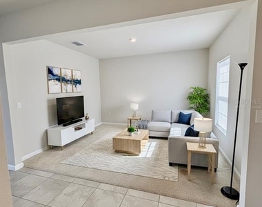 1221 Lexington Lane - Photo Thumbnail 12