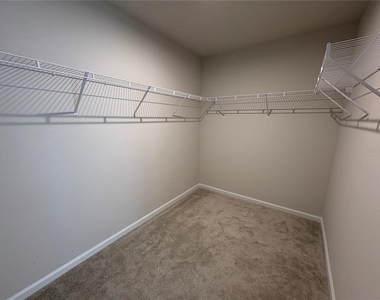 1221 Lexington Lane - Photo Thumbnail 21