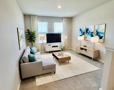 1221 Lexington Lane - Photo Thumbnail 16