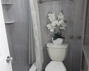 123 Blue Point Way - Photo Thumbnail 16
