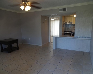 123 Blue Point Way - Photo Thumbnail 5