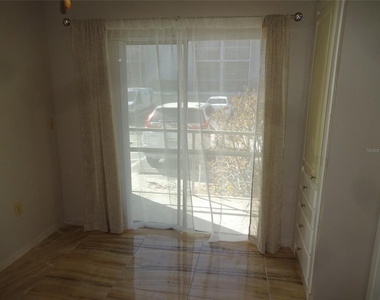 123 Blue Point Way - Photo Thumbnail 13