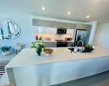 1511 Ponce De Leon Avenida - Photo Thumbnail 15