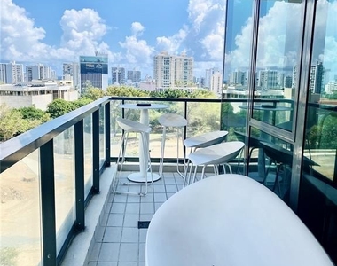 1511 Ponce De Leon Avenida - Photo Thumbnail 5