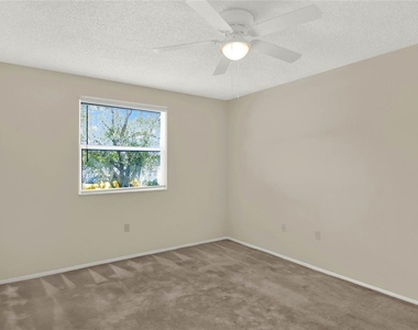4241 Alamanda Boulevard - Photo Thumbnail 16
