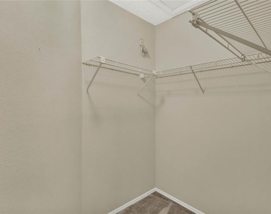 4241 Alamanda Boulevard - Photo Thumbnail 17