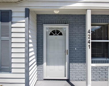 4241 Alamanda Boulevard - Photo Thumbnail 2