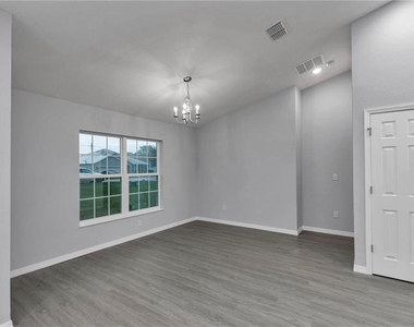 6711 Sw 64th Avenue - Photo Thumbnail 14