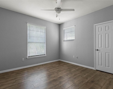 5501 Pga Boulevard - Photo Thumbnail 13