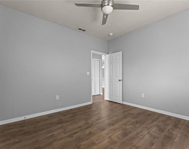 5501 Pga Boulevard - Photo Thumbnail 10