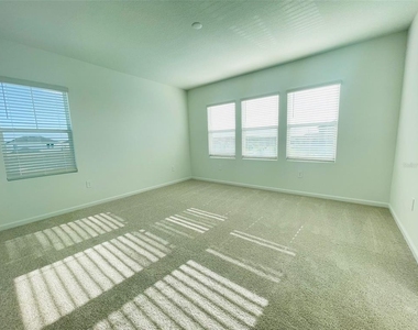 7333 Ivy Tendril Avenue - Photo Thumbnail 16