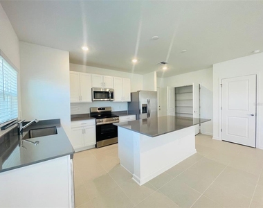 7333 Ivy Tendril Avenue - Photo Thumbnail 7
