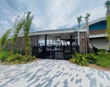 7333 Ivy Tendril Avenue - Photo Thumbnail 32