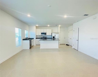 7333 Ivy Tendril Avenue - Photo Thumbnail 6