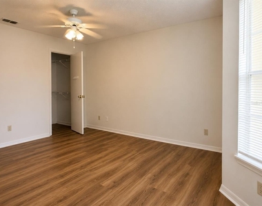 1063 S Hiawassee Road - Photo Thumbnail 8