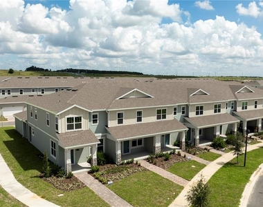 16350 Hamlin View Street - Photo Thumbnail 51