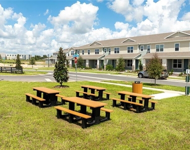 16350 Hamlin View Street - Photo Thumbnail 55