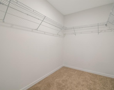 1105 Merrill Street - Photo Thumbnail 19